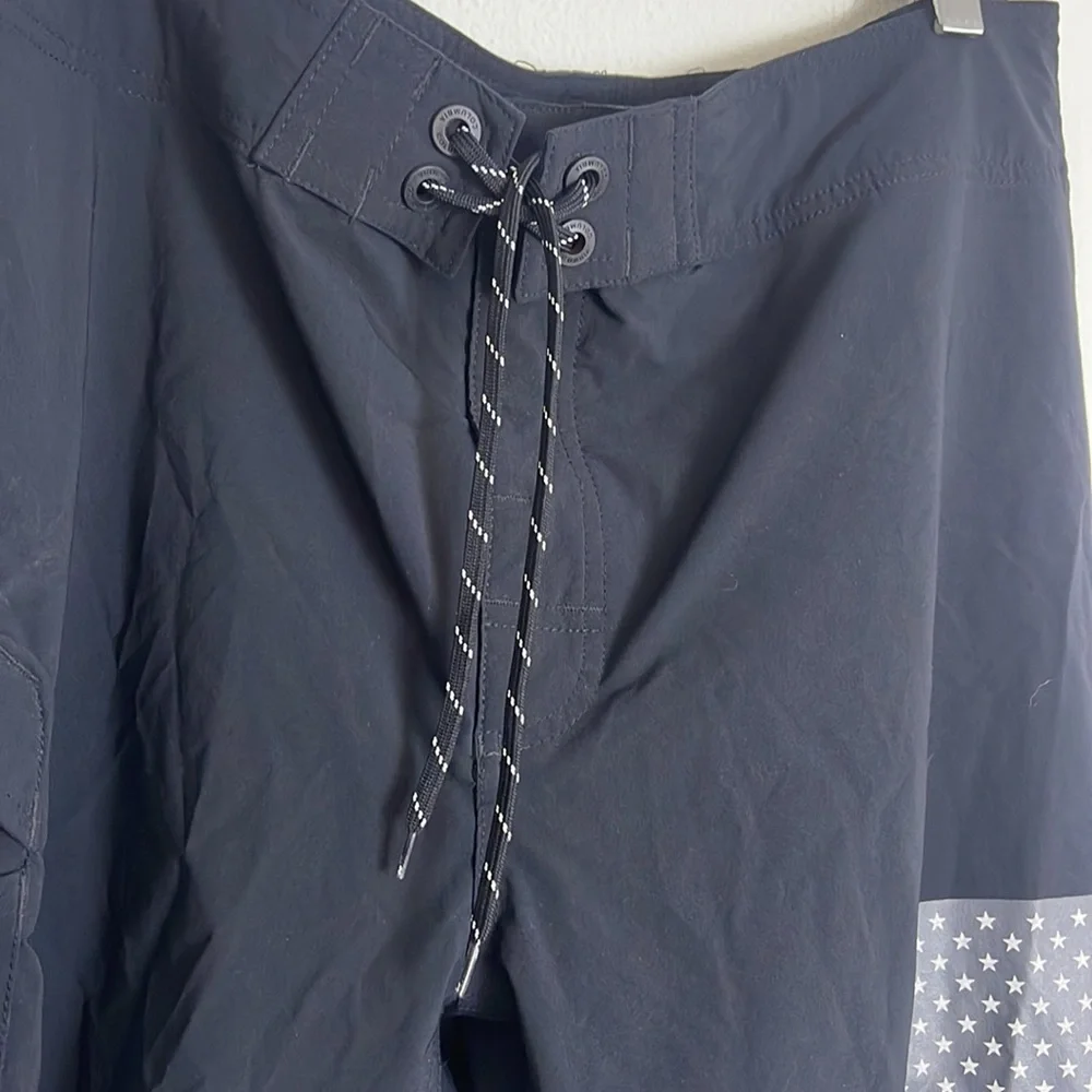 Columbia PFG swim trunks with bottle opener 38